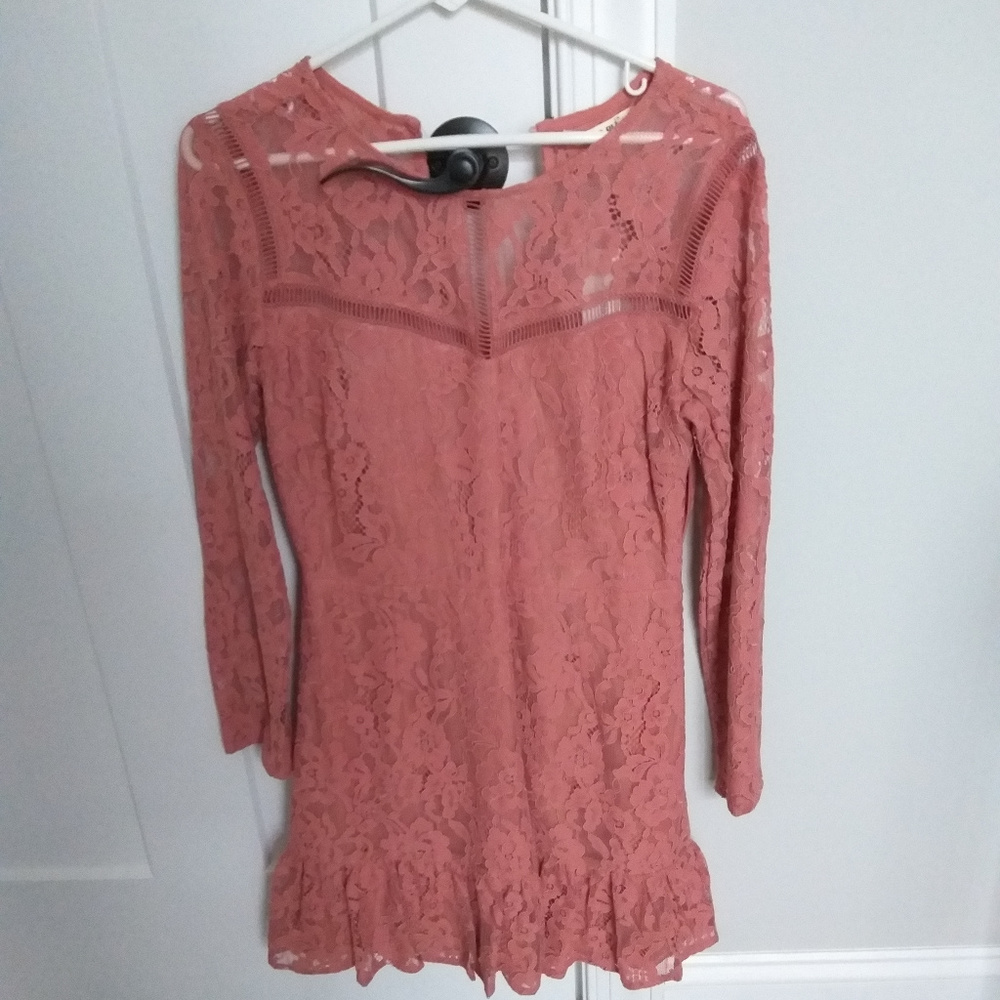 Franchesca's Long Sleeve Lace Pink Dress